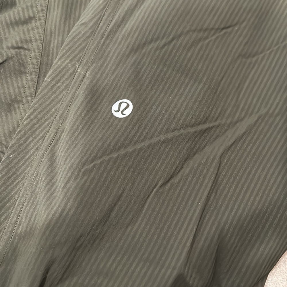 Joggers - Picture 2 of 2